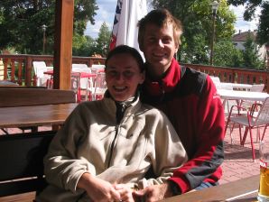 Молодая студентка на даче оголяется по просьбе парня. Эскиз 6