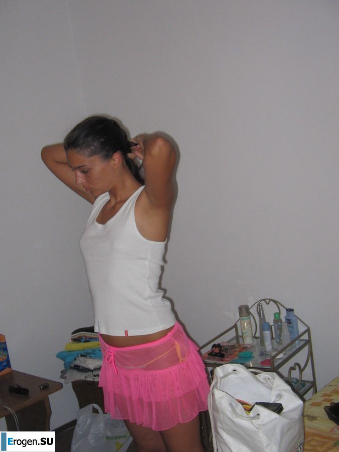 Seductive Latina poses naked on vacation in front of a guy. Part 2. Photo 25