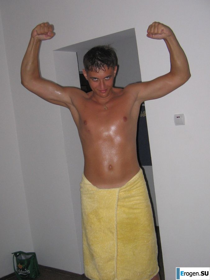 Seductive Latina poses naked on vacation in front of a guy. Part 2. Photo 34