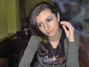 Oriental beauty shows the ass in clothes and without. Thumb 10