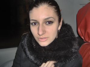 Oriental beauty shows the ass in clothes and without. Thumb 8