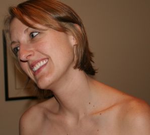 The young wife undressed and showed her fluffy and small tits. Thumb 36