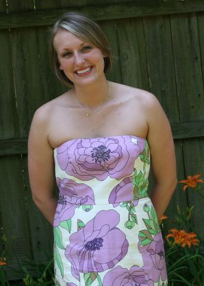 The young wife undressed and showed her fluffy and small tits. Thumb 51