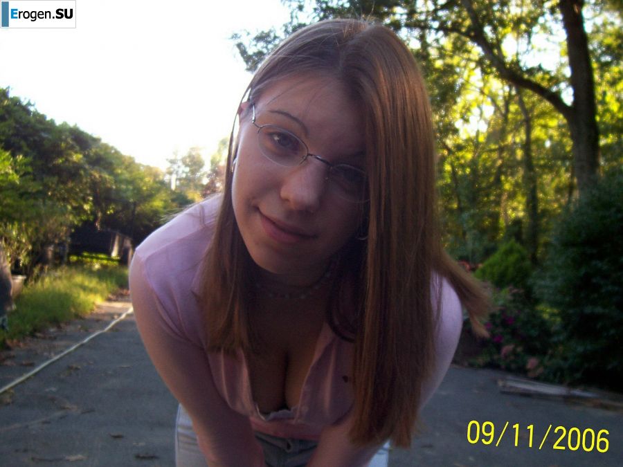 Passionate minx dances striptease in nature with a snake. Photo 51