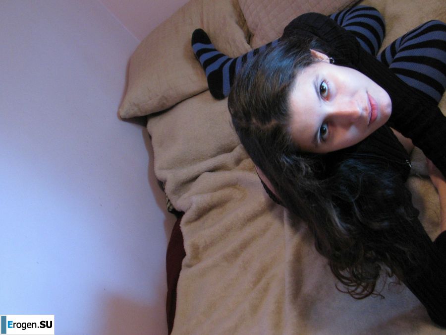 A pretty student is fiddling with a pussy and showing her labia. Part 3. Photo 29