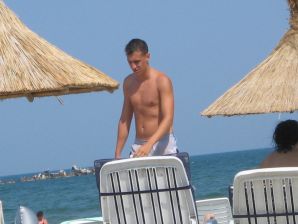 Seductive Latina poses naked on vacation in front of a guy. Part 3. Thumb 17