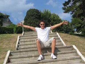 Seductive Latina poses naked on vacation in front of a guy. Part 3. Thumb 26