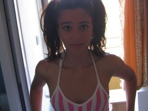 Seductive Latina poses naked on vacation in front of a guy. Part 3. Thumb 7