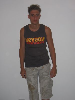 Seductive Latina poses naked on vacation in front of a guy. Part 3. Thumb 8