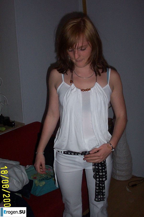 Student took off her panties and showed her wet labia. Photo 40