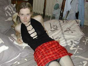 A blonde with a thin waist poses in front of her husband in the car and at home. Part 4. Thumb 14