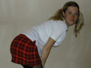 A blonde with a thin waist poses in front of her husband in the car and at home. Part 4. Thumb 19