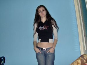 Восточная красавица показывает попку в одежде и без. Часть 2. Эскиз 12