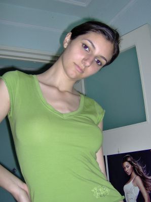 Восточная красавица показывает попку в одежде и без. Часть 2. Эскиз 22