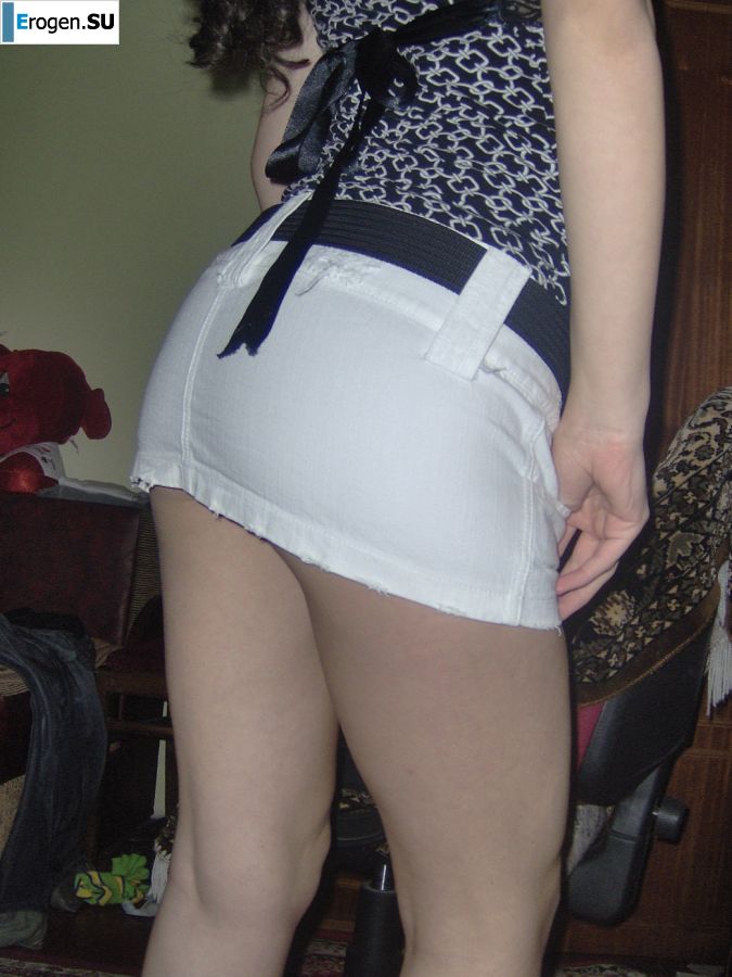 Charming chernovlaska makes a boner to her boyfriend. Photo 36