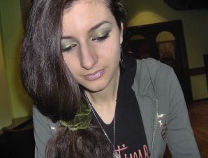 Восточная красавица показывает попку в одежде и без. Часть 4. Эскиз 10