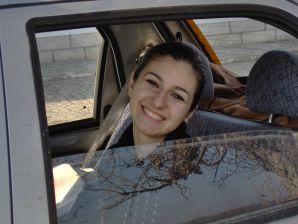 Восточная красавица показывает попку в одежде и без. Часть 4. Эскиз 14