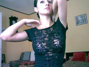 Восточная красавица показывает попку в одежде и без. Часть 4. Эскиз 38