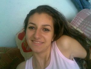 Восточная красавица показывает попку в одежде и без. Часть 4. Эскиз 4