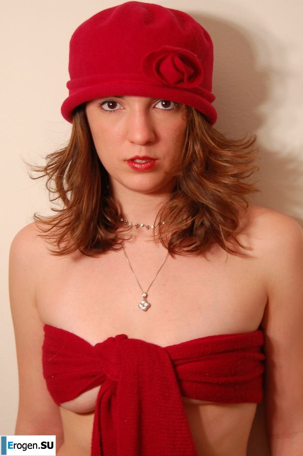 A young woman in red drank and undressed on camera. Part 3. Photo 4