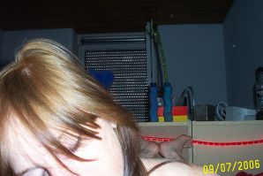 Студентка сняла трусики и показала мокрые половые губы. Часть 3. Эскиз 36