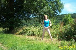 Студентка сняла трусики и показала мокрые половые губы. Часть 3. Эскиз 40