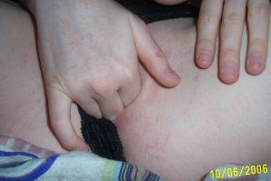 Студентка сняла трусики и показала мокрые половые губы. Часть 3. Эскиз 6