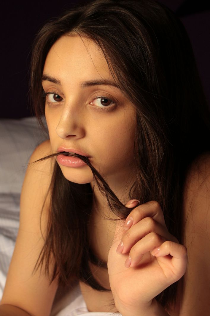 Olivia Linz in Disco Light. Thumb 30