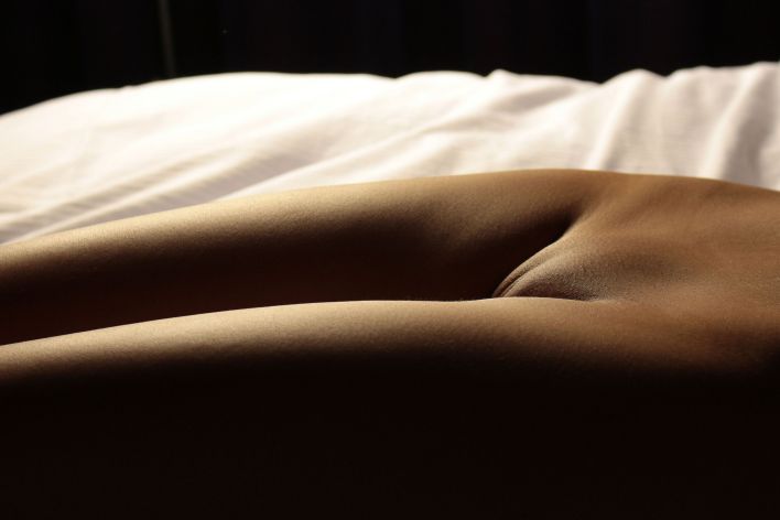 Olivia Linz in Disco Light. Thumb 38