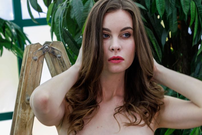 Dana in Tropical Garden. Эскиз 26