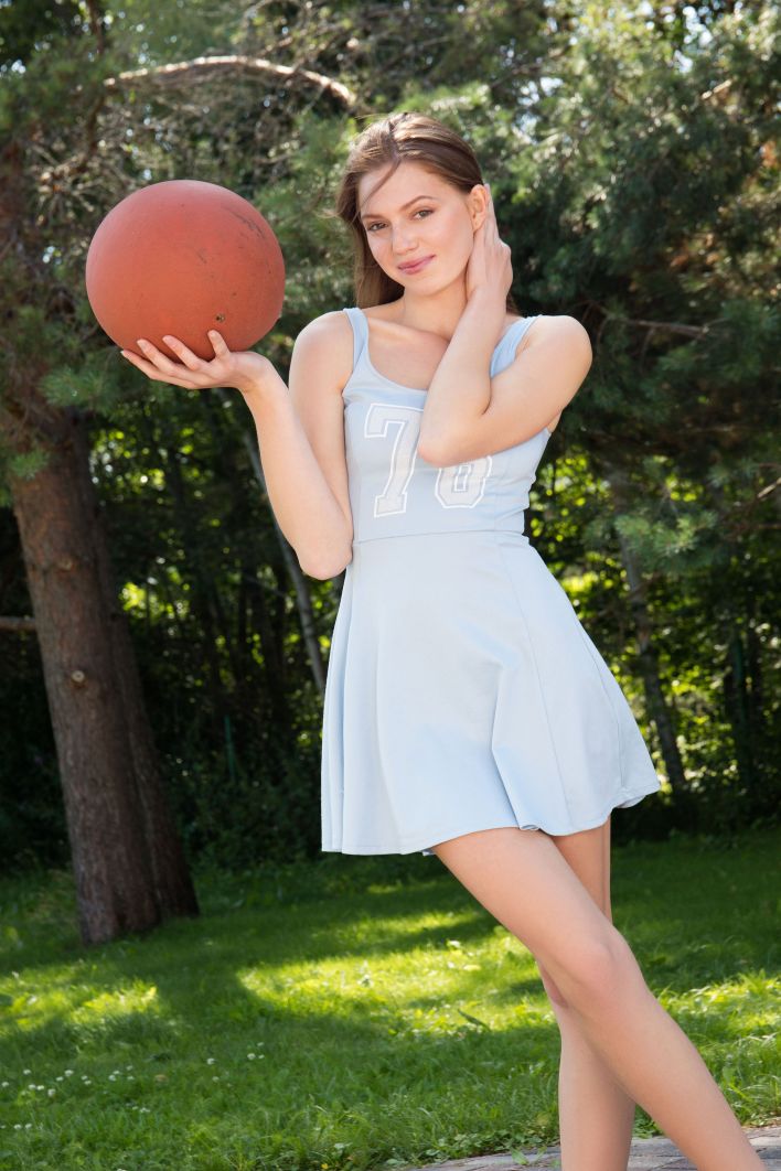 Shawni in Time To Play. Thumb 1