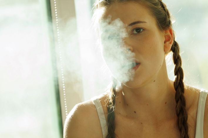 Alli Chandler in Puff Then Pump. Thumb 1