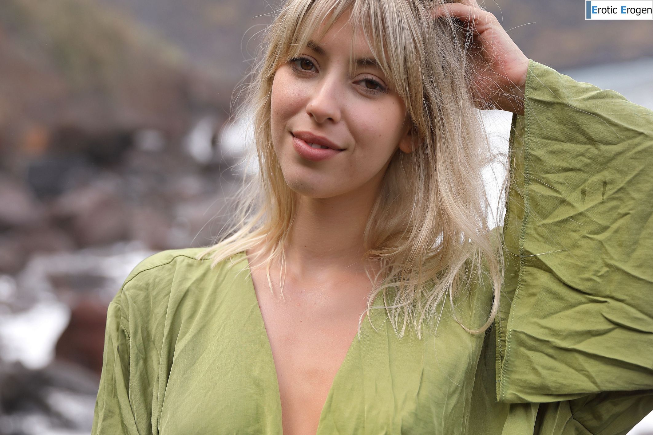 Avery in Storm Chaser. Picture 3