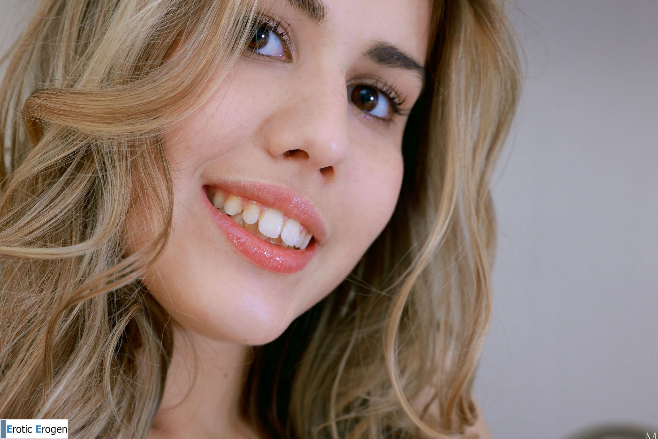 Marta Bella in Private Room. Picture 10