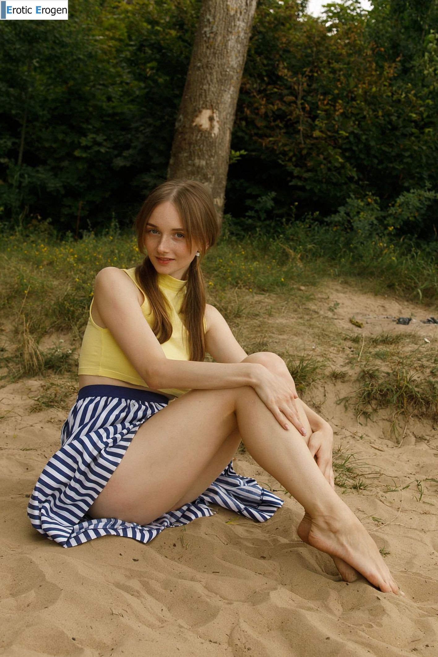 Ariel Gossimer in Tease By The Sea 2. Picture 16