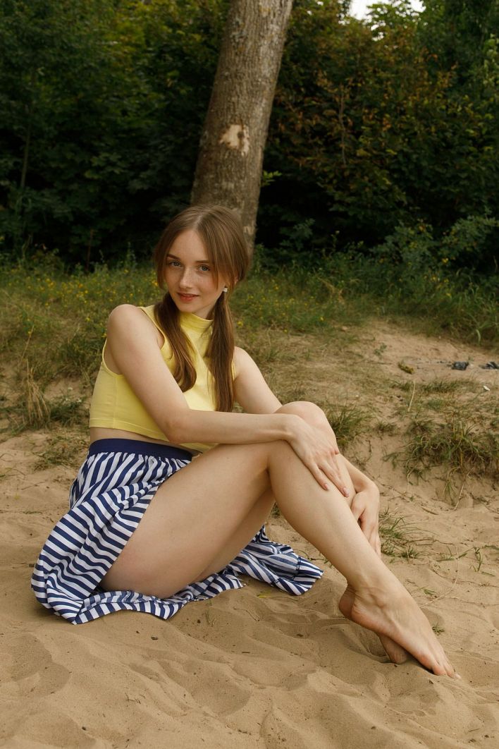 Ariel Gossimer in Tease By The Sea 2. Эскиз 16