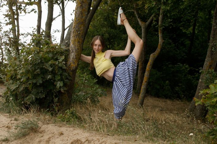 Ariel Gossimer in Tease By The Sea 2. Эскиз 4