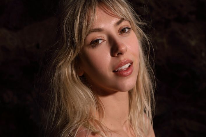 Avery in Pink Is Passion. Эскиз 38