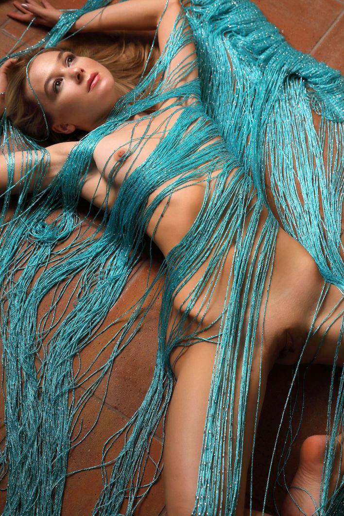 Stefani in Petite Exotic. Эскиз 31