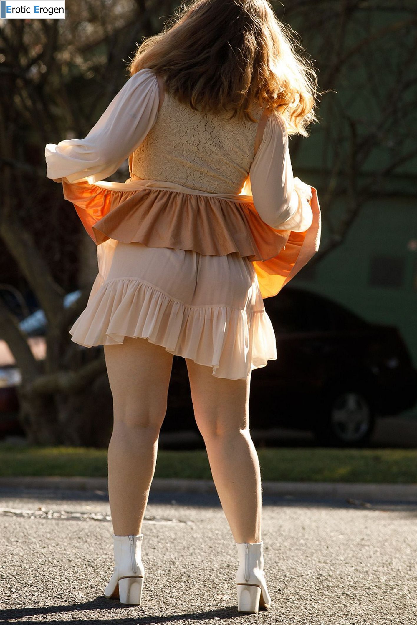 Greta Yarbrough in Dress Sesh. Picture 31