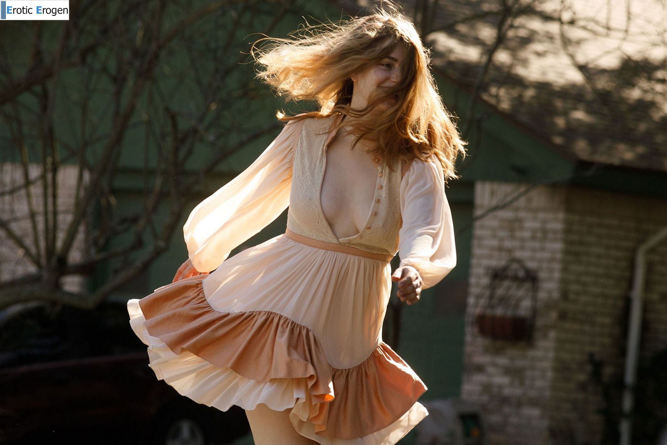 Greta Yarbrough in Dress Sesh. Picture 34