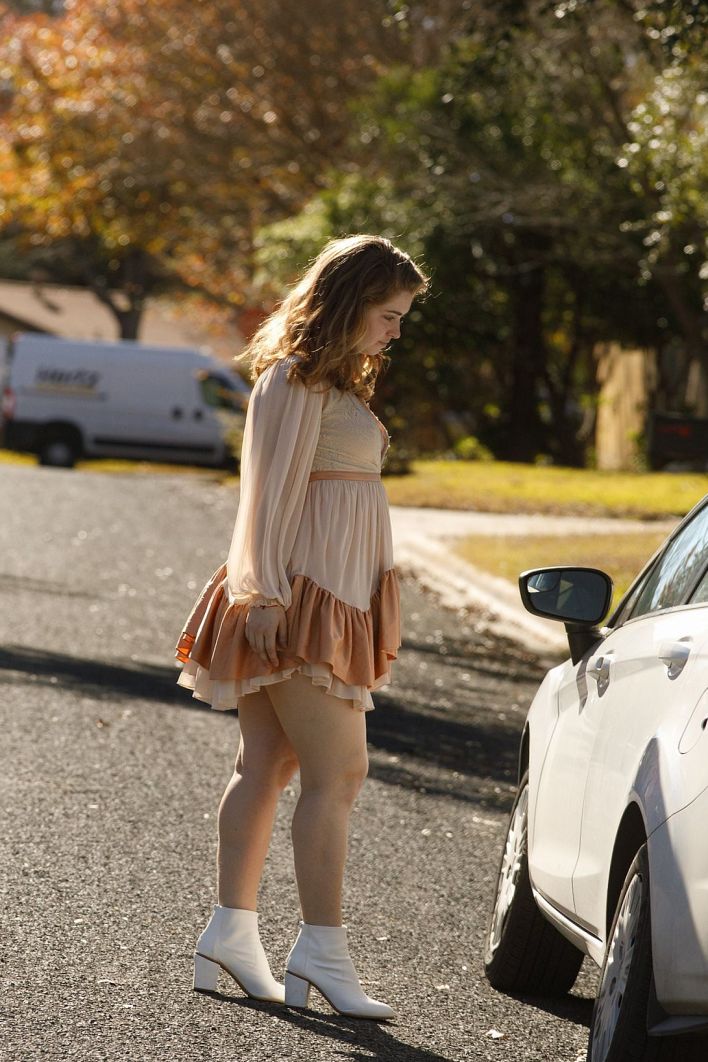 Greta Yarbrough in Dress Sesh. Эскиз 13