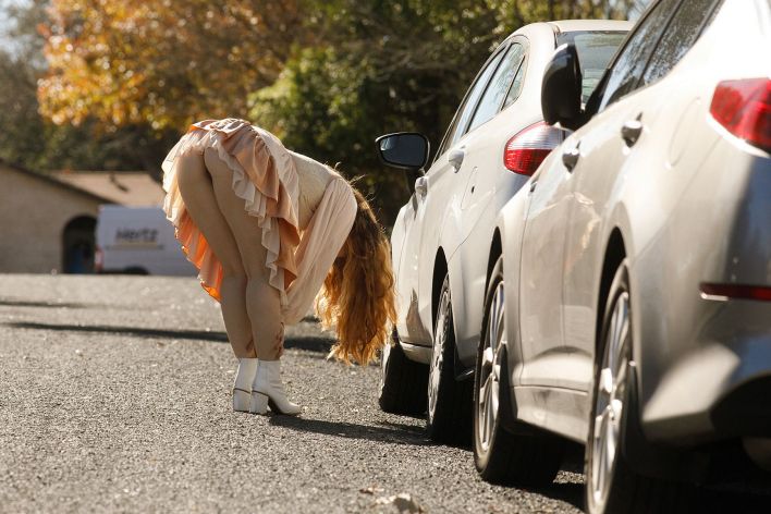 Greta Yarbrough in Dress Sesh. Эскиз 15