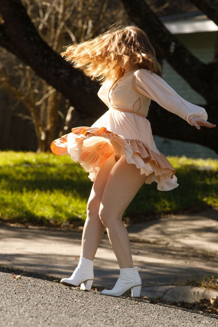 Greta Yarbrough in Dress Sesh. Эскиз 22