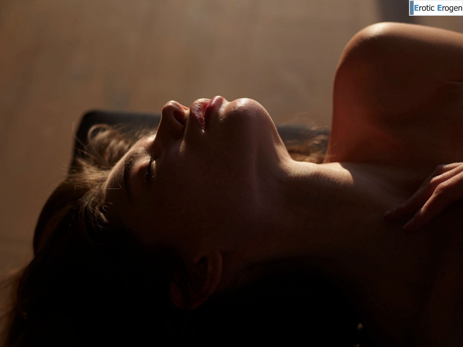 Anna L in Art Nudes. Picture 29