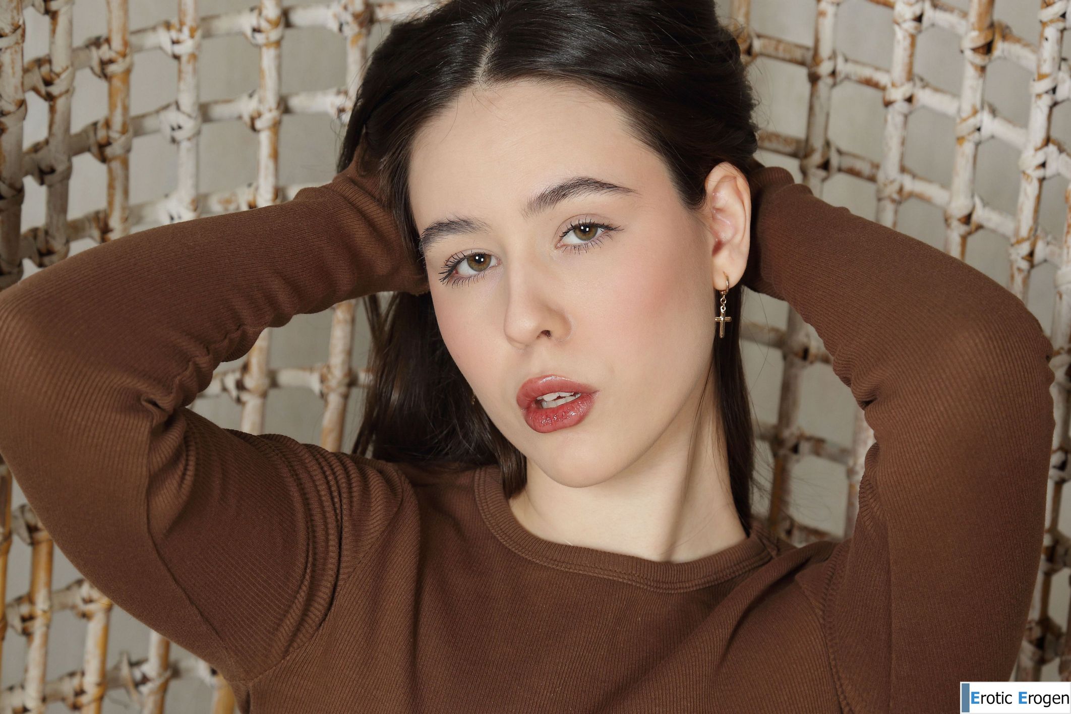 Emily Eliot in Please Myself. Picture 3