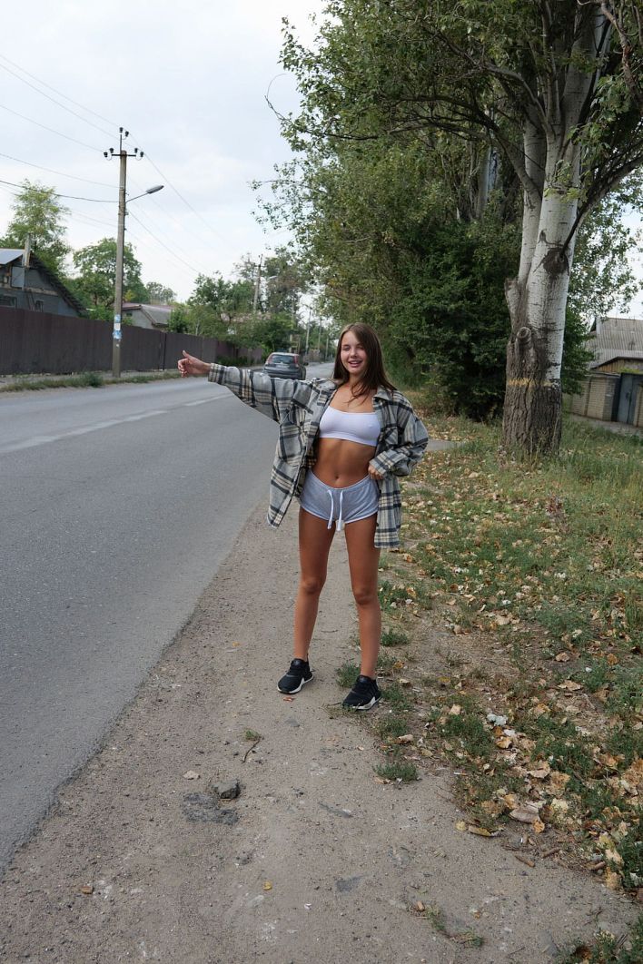 Olya Derkach in Roaming Minutes. Thumb 1