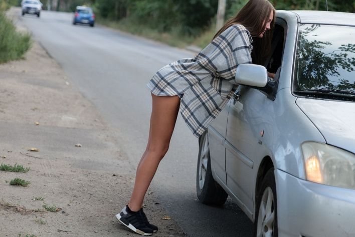 Olya Derkach in Roaming Minutes. Эскиз 4