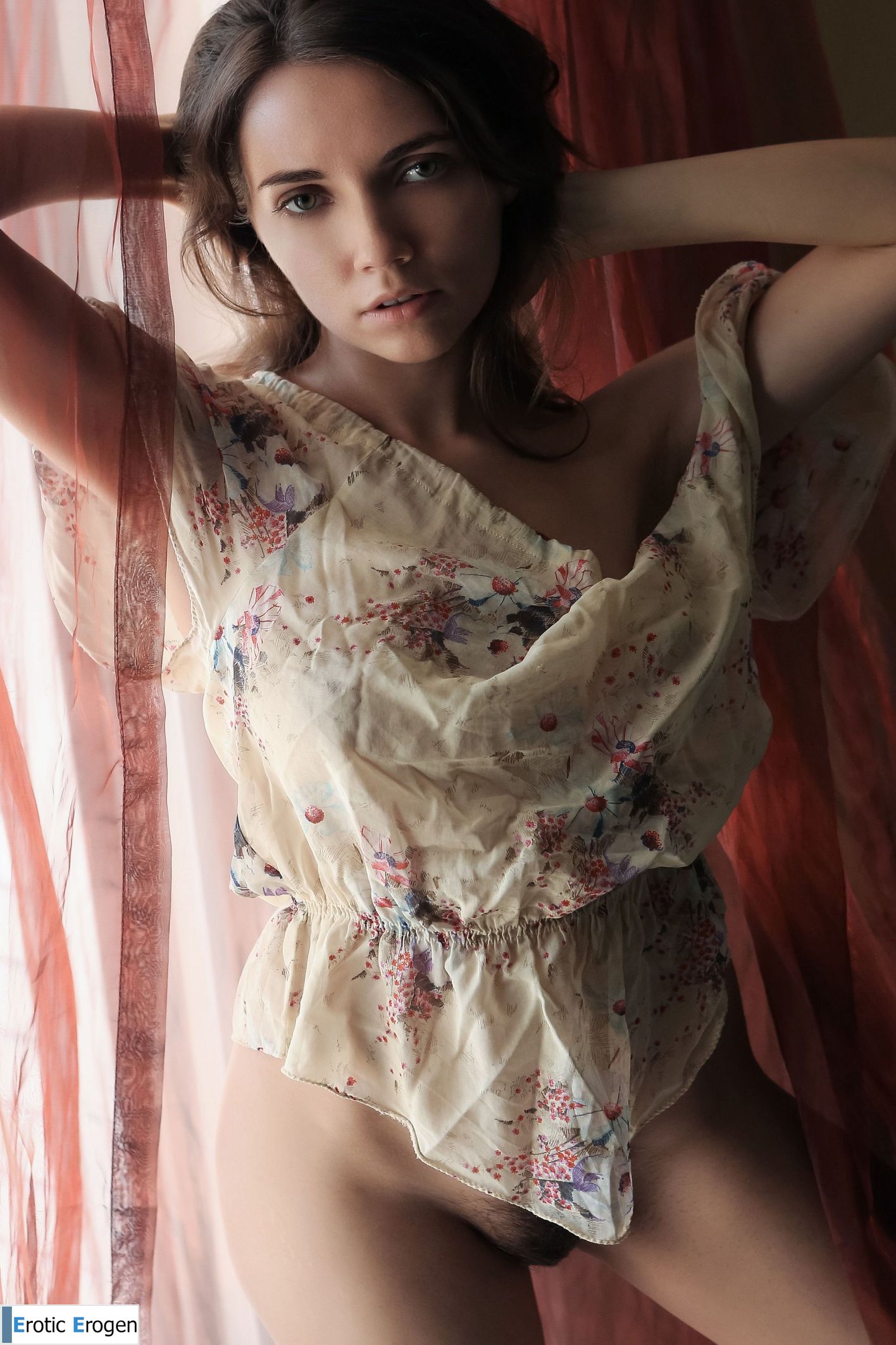 Danniela in Blissful Light. Picture 4