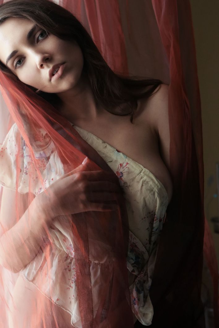 Danniela in Blissful Light. Thumb 2